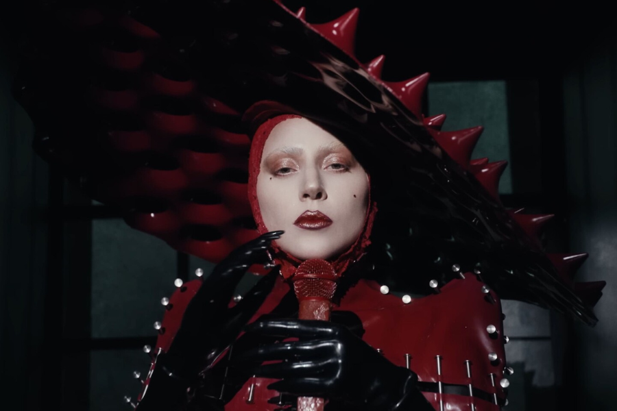 Lady Gaga lanza su esperado álbum Mayhem